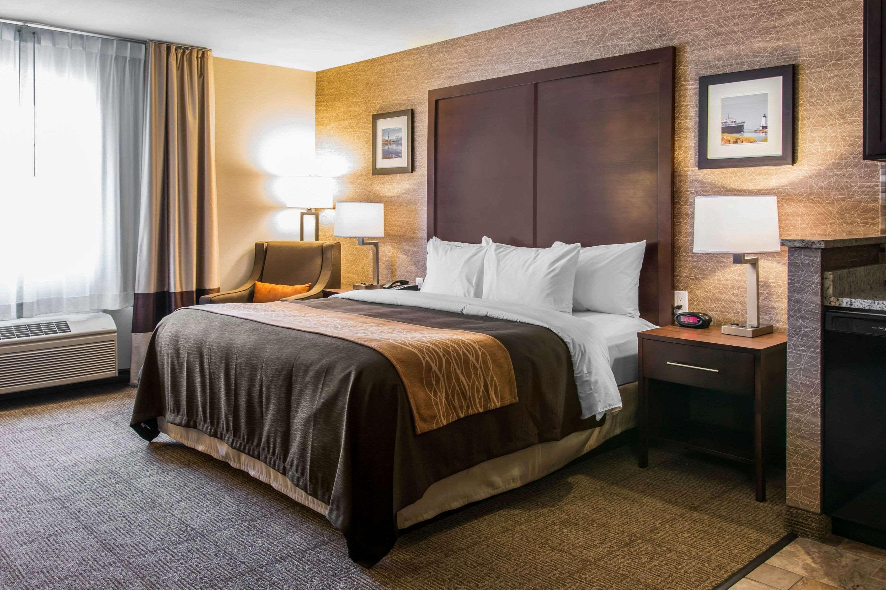 Comfort Inn Ludington Near Us-10 Bagian luar foto