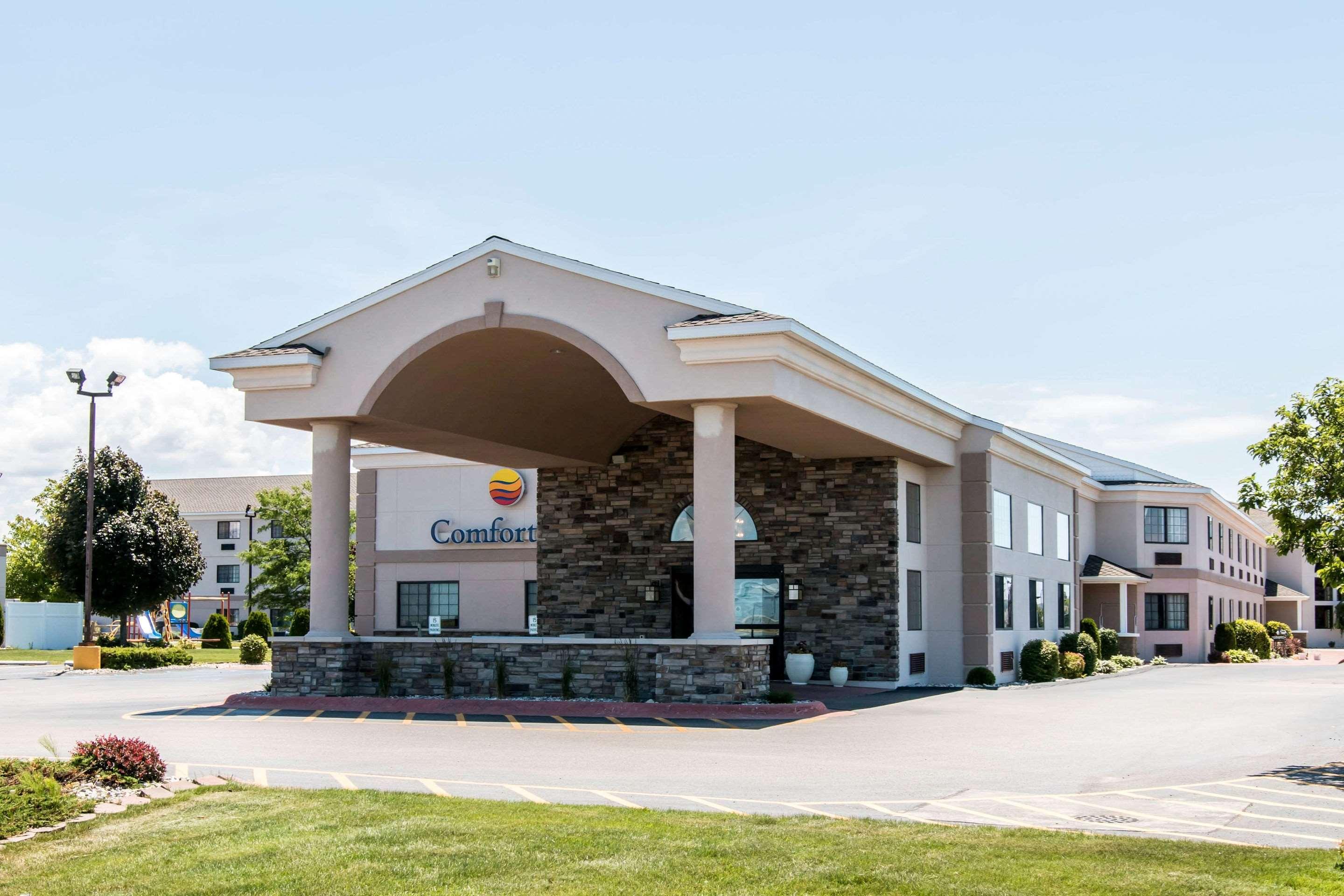 Comfort Inn Ludington Near Us-10 Bagian luar foto
