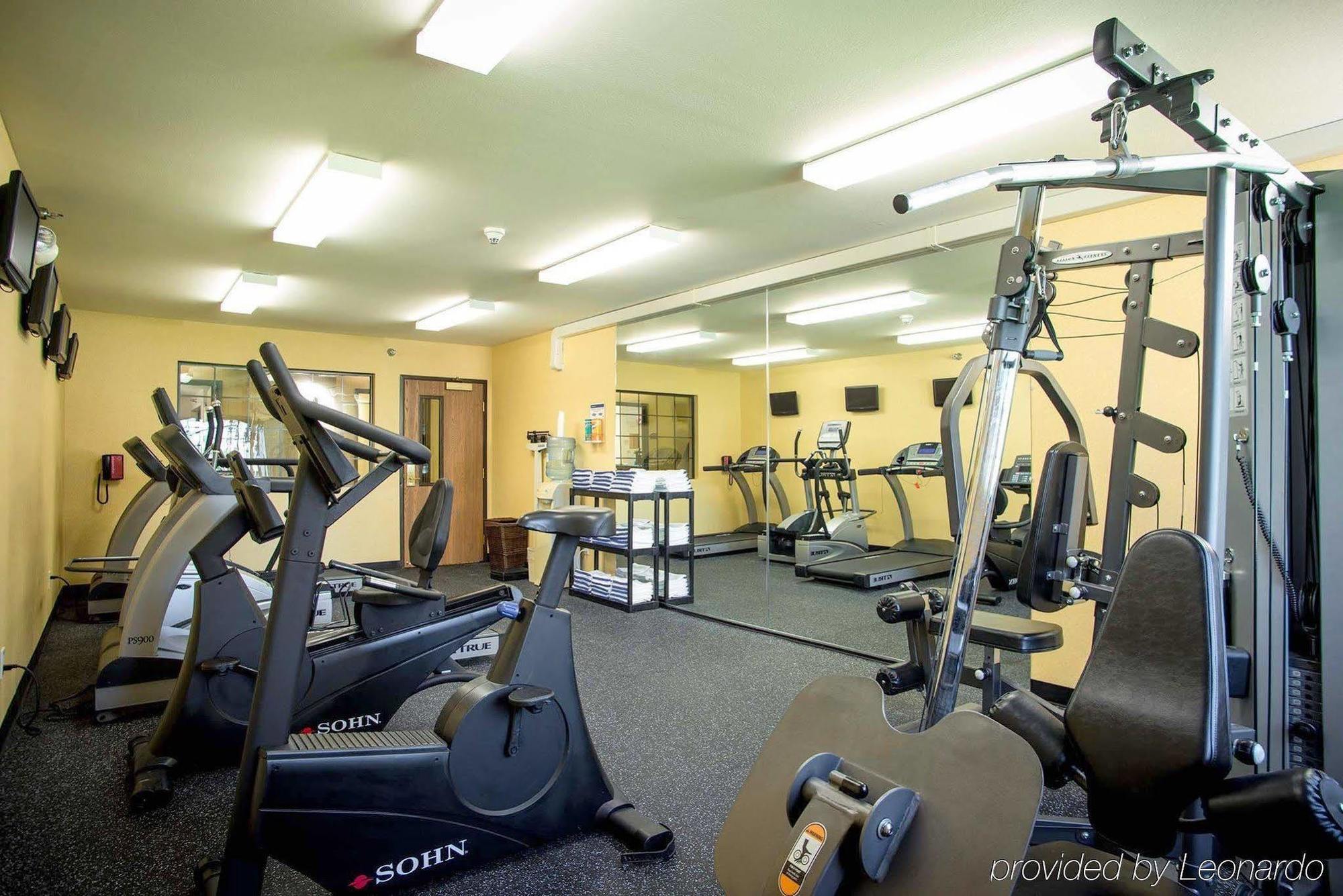 Comfort Inn Ludington Near Us-10 Bagian luar foto